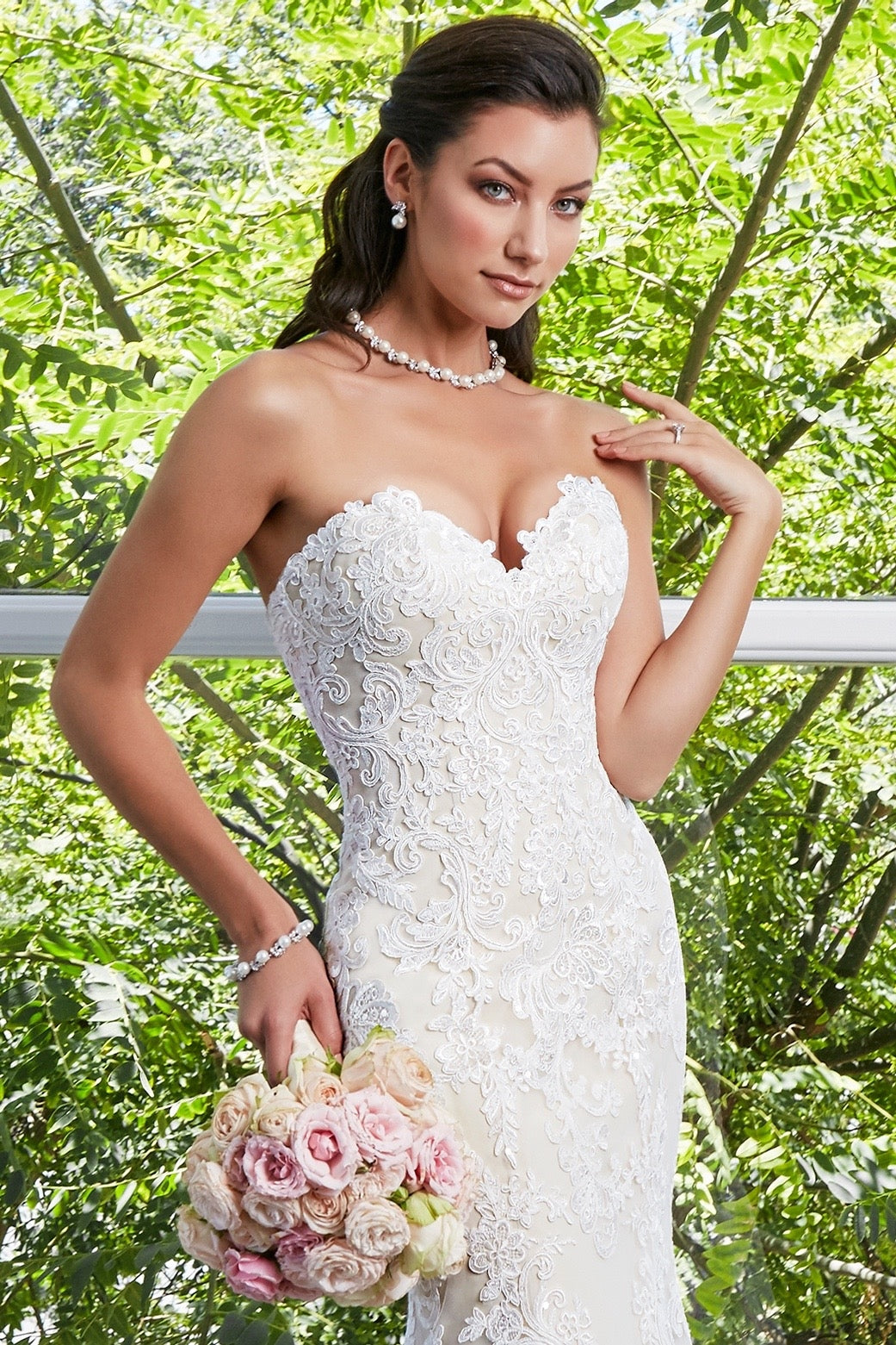 Camelia Pearl Necklace and Earring | Anna Bellagio Model Image