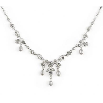 Sabella Freshwater Pearl Necklace