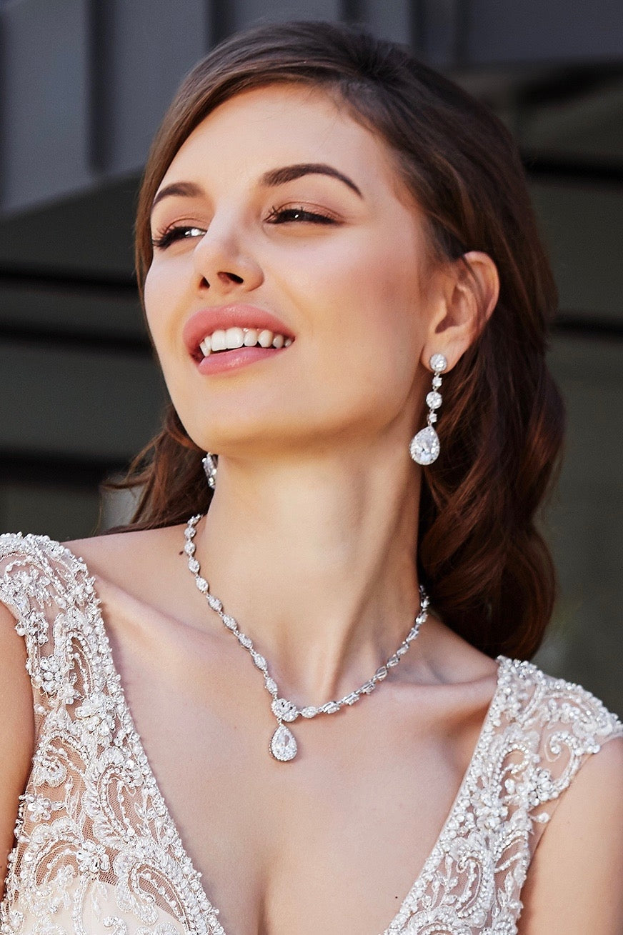 Aryanna Dramatic Dangle Earrings | Anna Bellagio Model Image Close-up