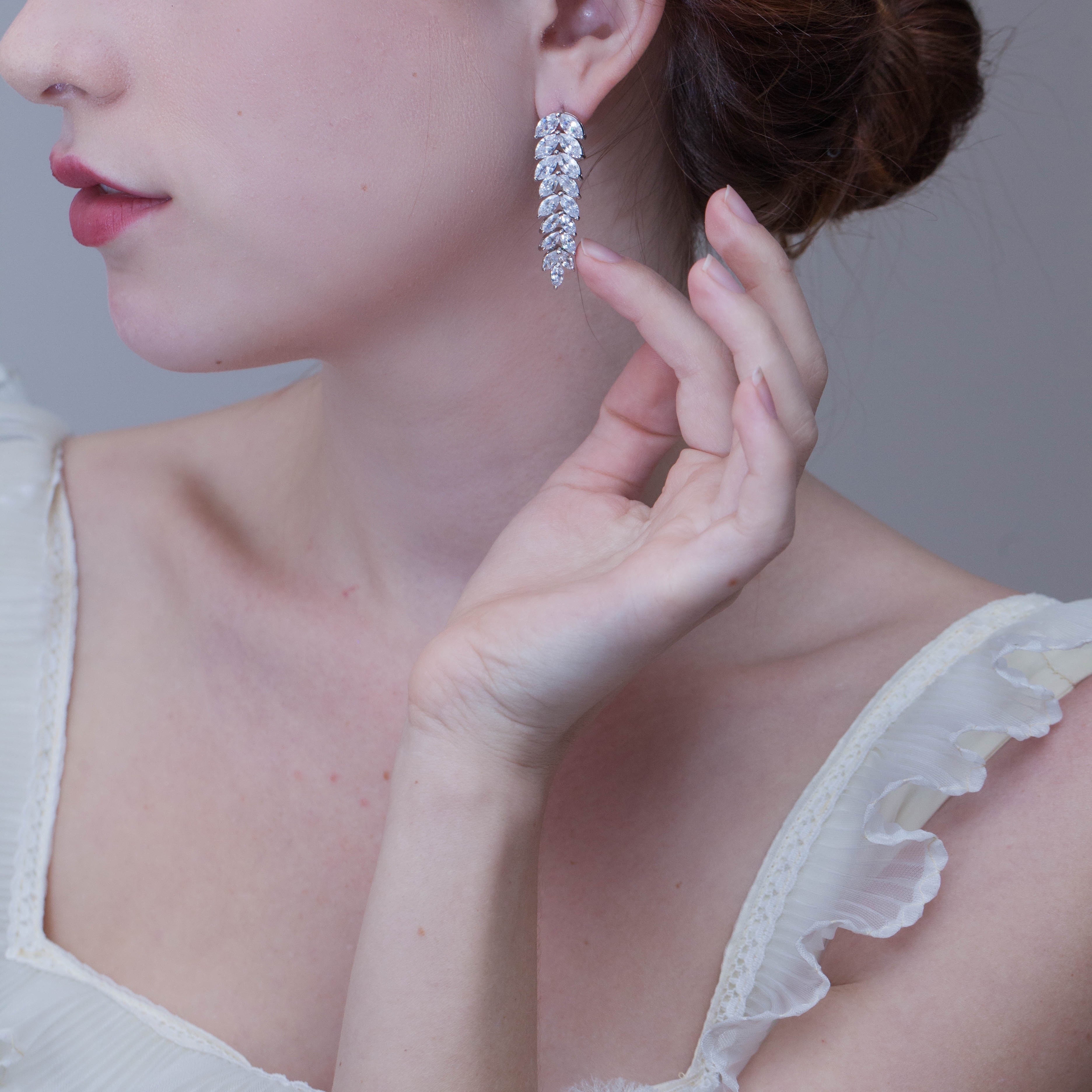 Laurel Leaf Inspired Crystal Earring Model Image